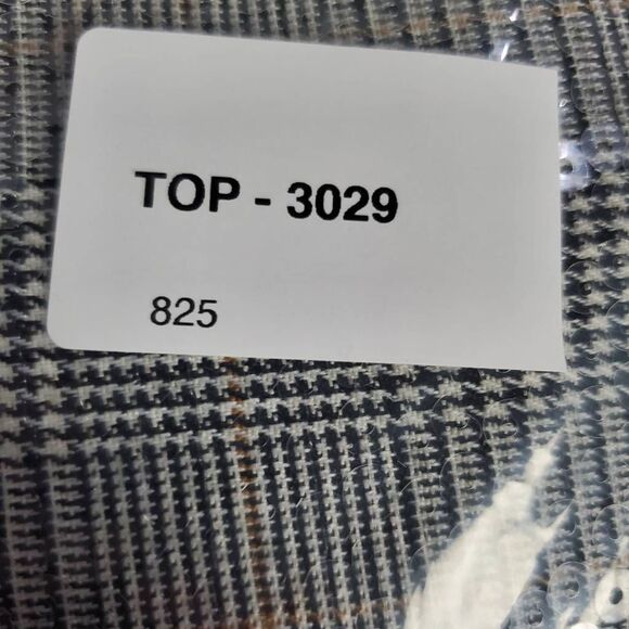 Maurices Women’s Plus 2X Sequin Plaid Open Front Blazer Jacket - Picture 8 of 8
